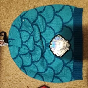 Spencer's ariel Beanie hat